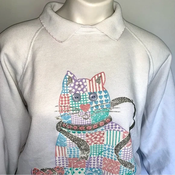 v i n t a g e :: Slouchy Cute Grandma Core Cat Lady Sweater - Picture 4 of 11